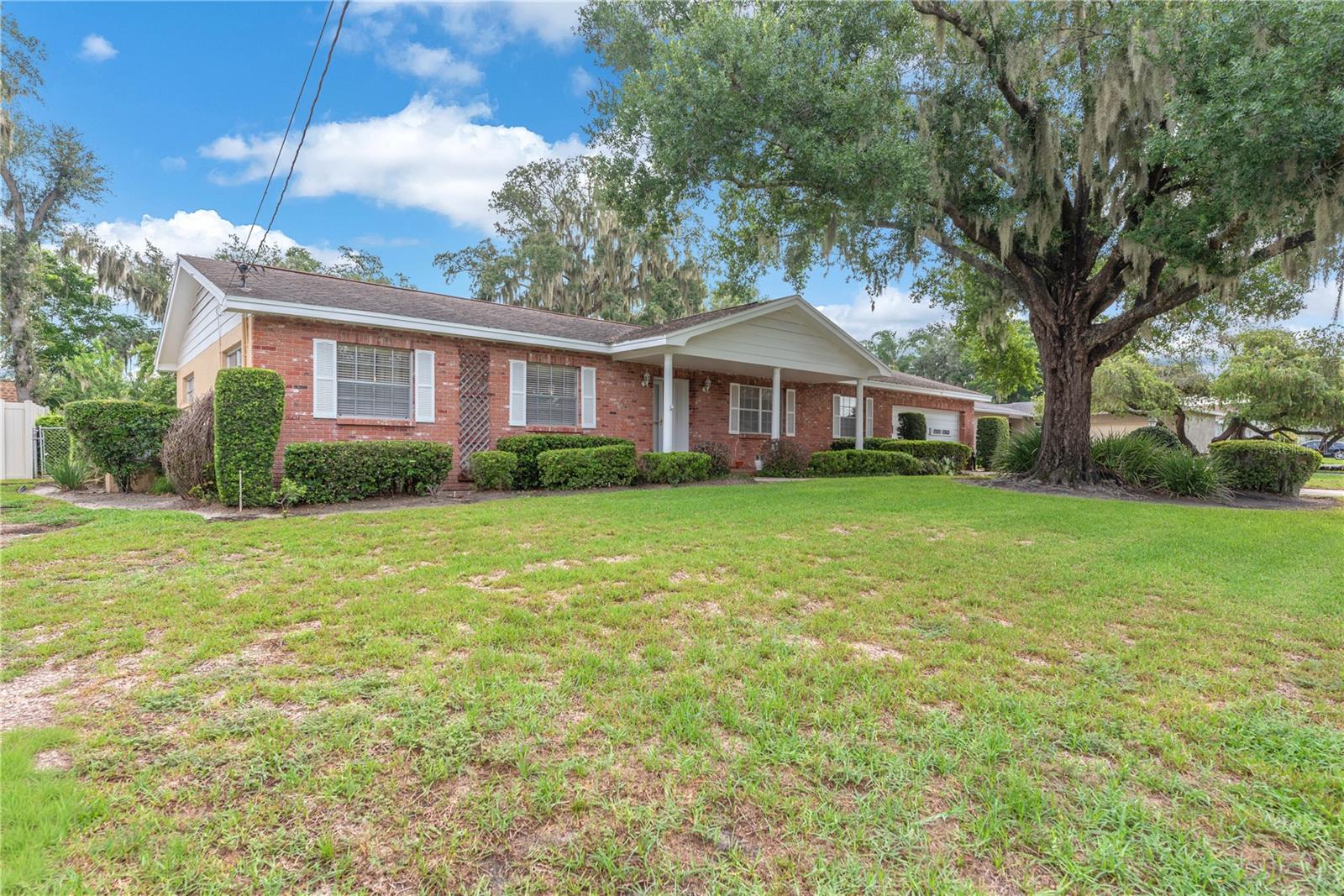 110 Ashbrook Dr Property Photo 4