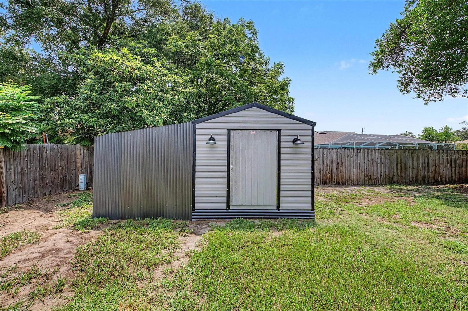 2028 Nobleton Ave Property Photo 34