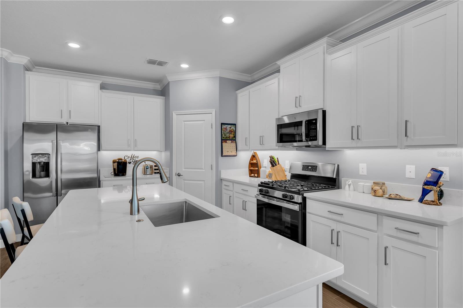 17253 Star Banks St Property Photo 11