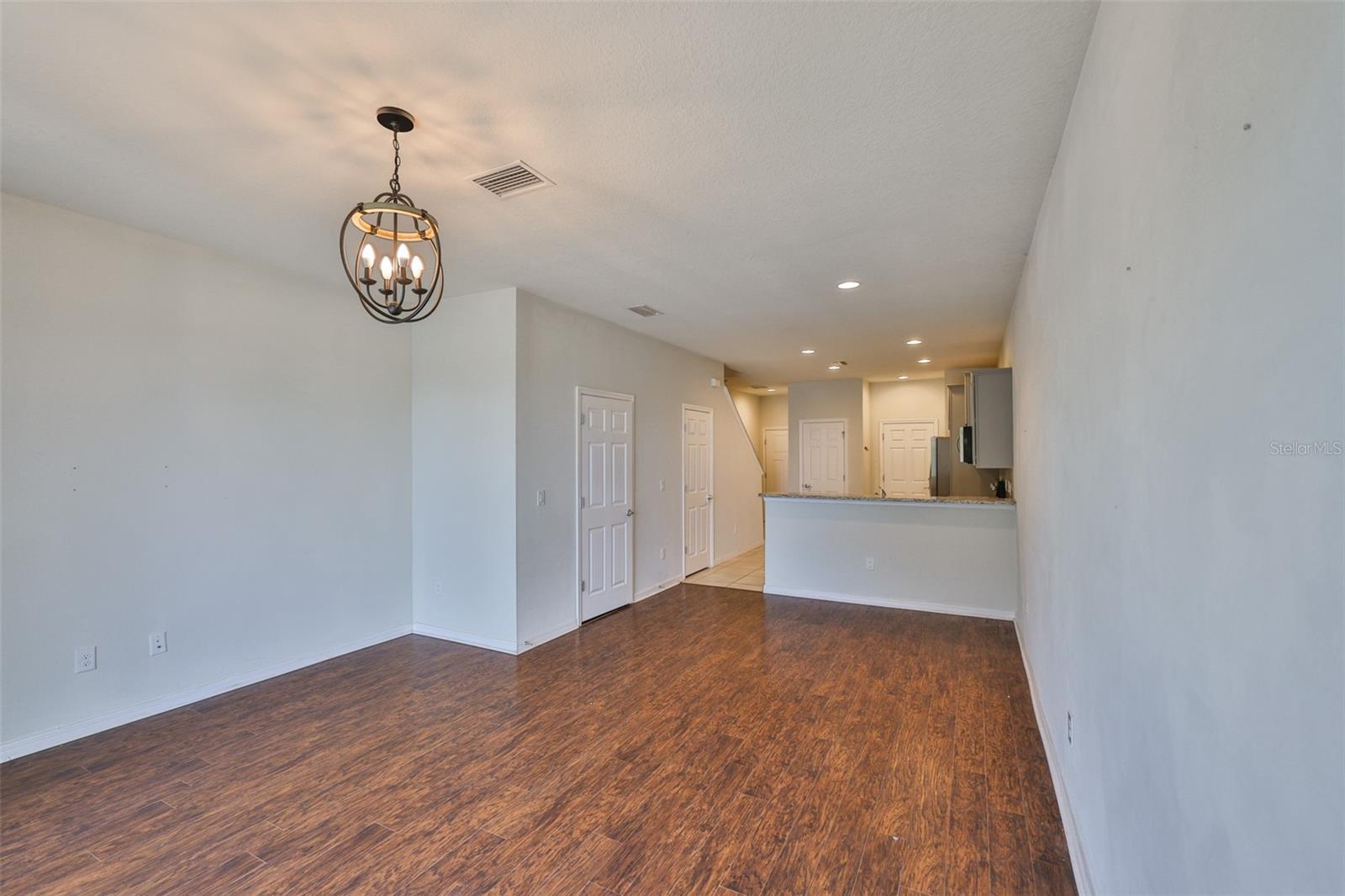 9160 Hillcroft Dr Property Photo 7