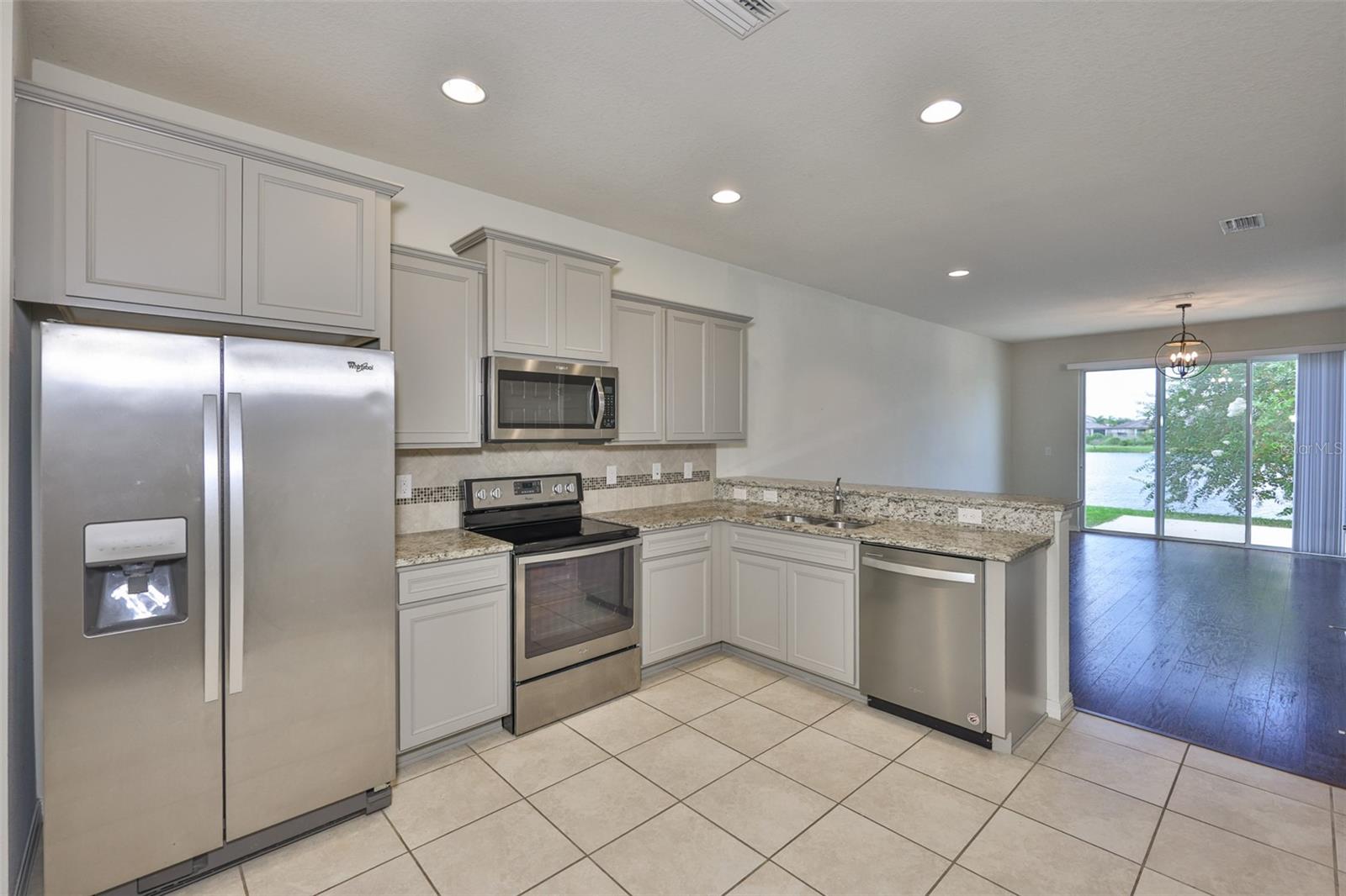 9160 Hillcroft Dr Property Photo 13