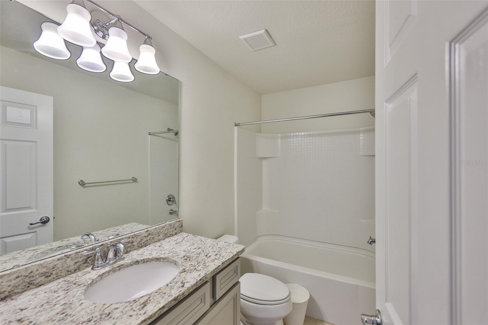 9160 Hillcroft Dr Property Photo 29