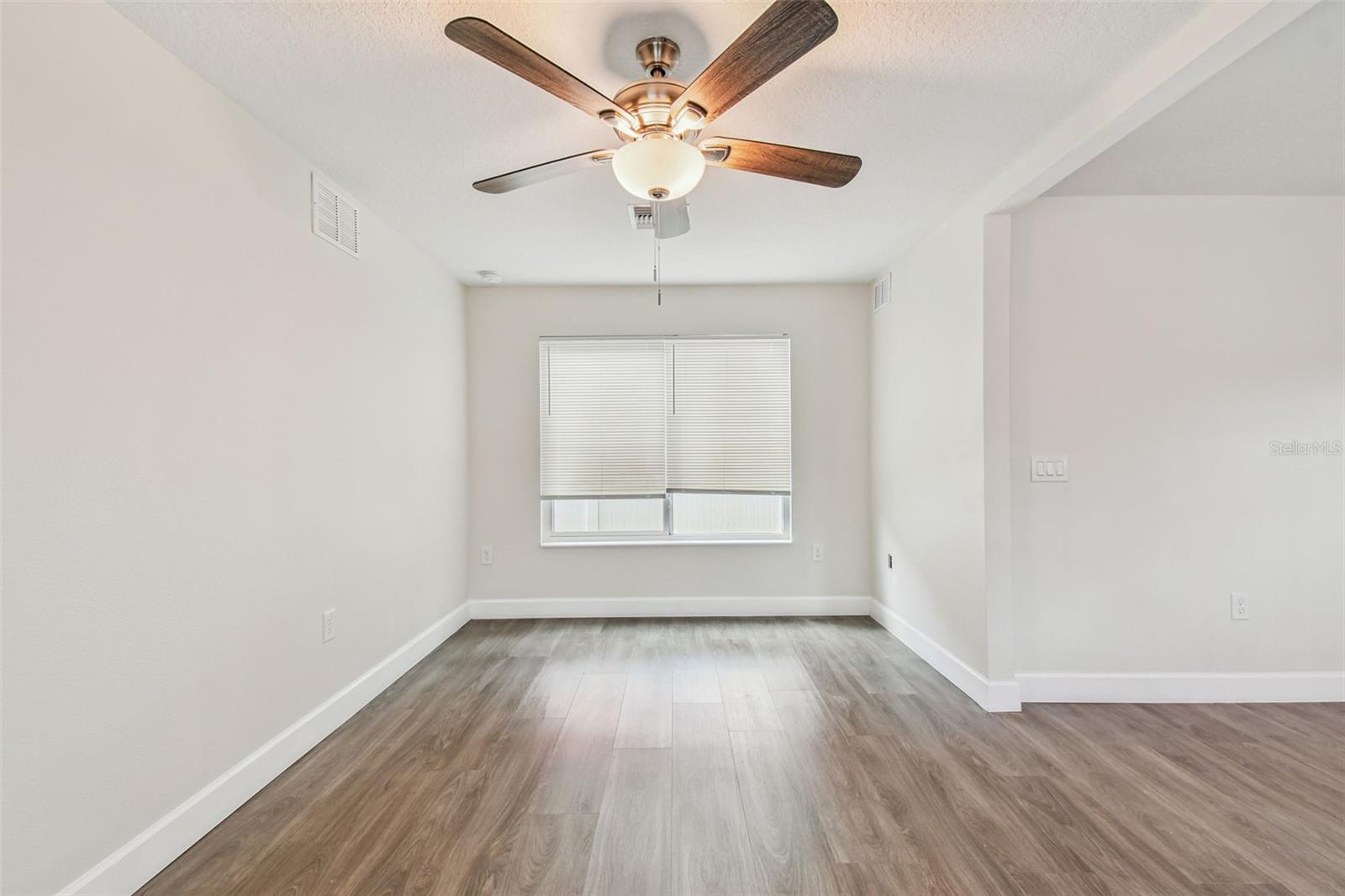 650 E Tarpon Ave #c2 Property Photo 10