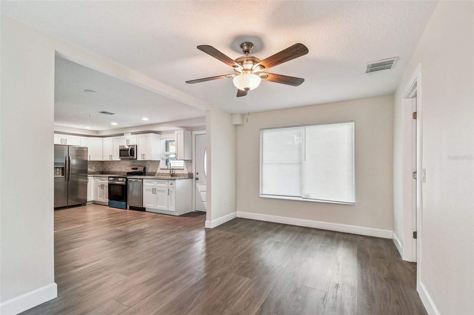 650 E Tarpon Ave #c2 Property Photo 12