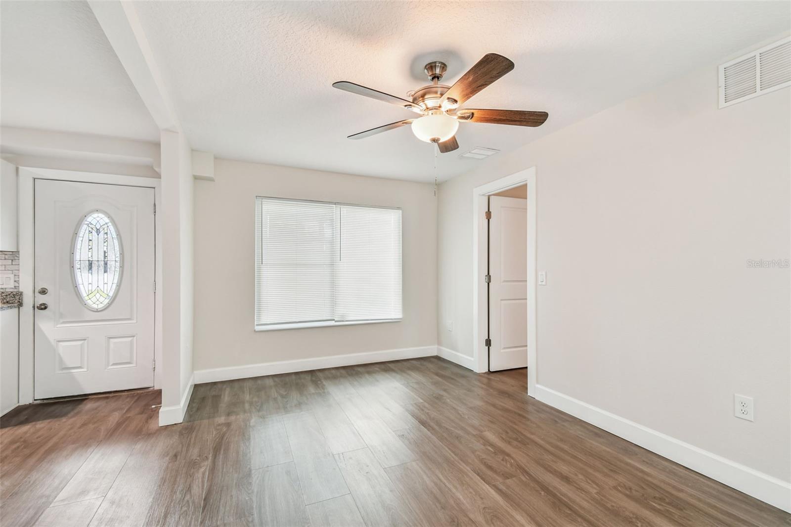 650 E Tarpon Ave #c2 Property Photo 13
