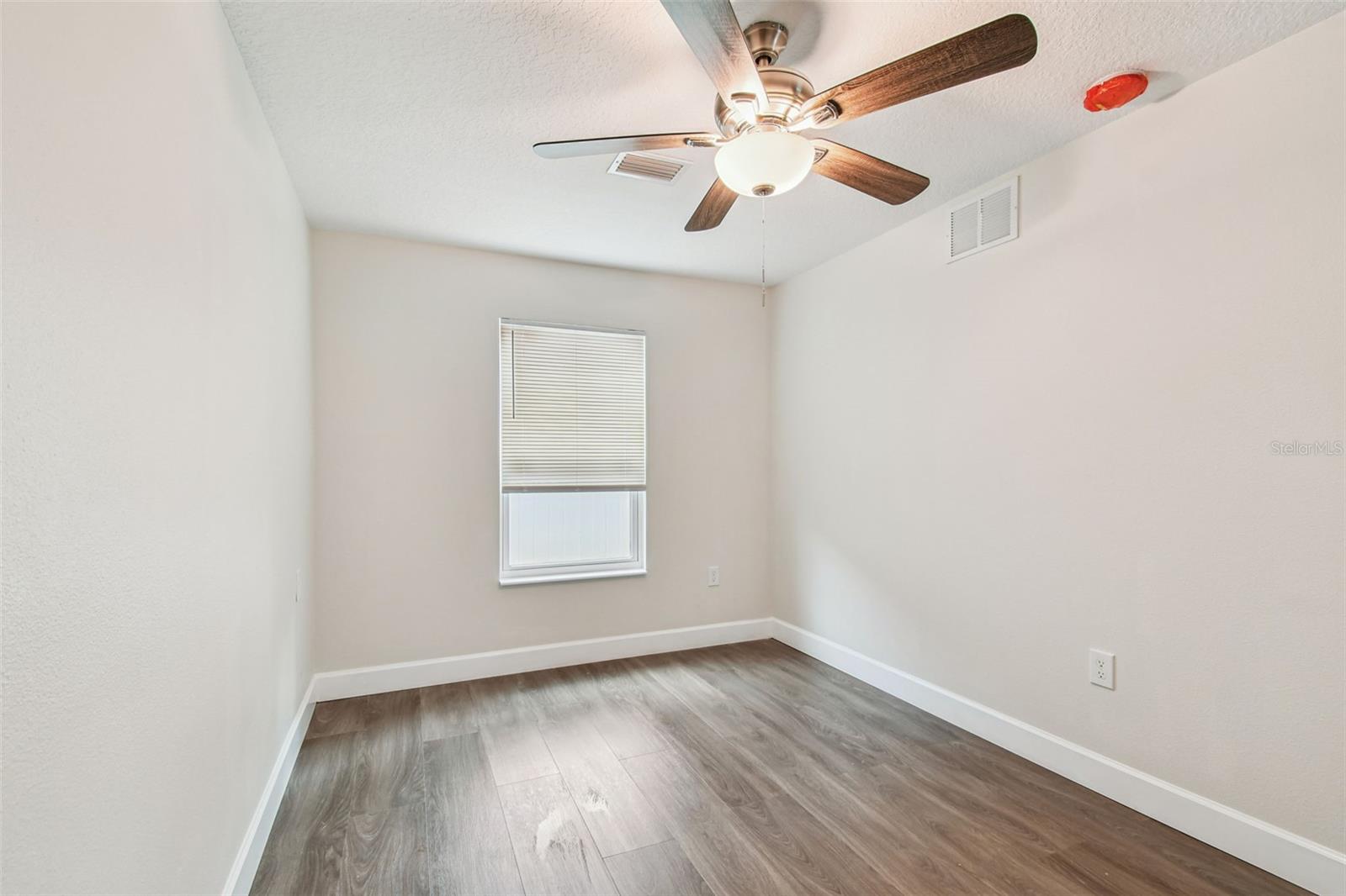 650 E Tarpon Ave #c2 Property Photo 15