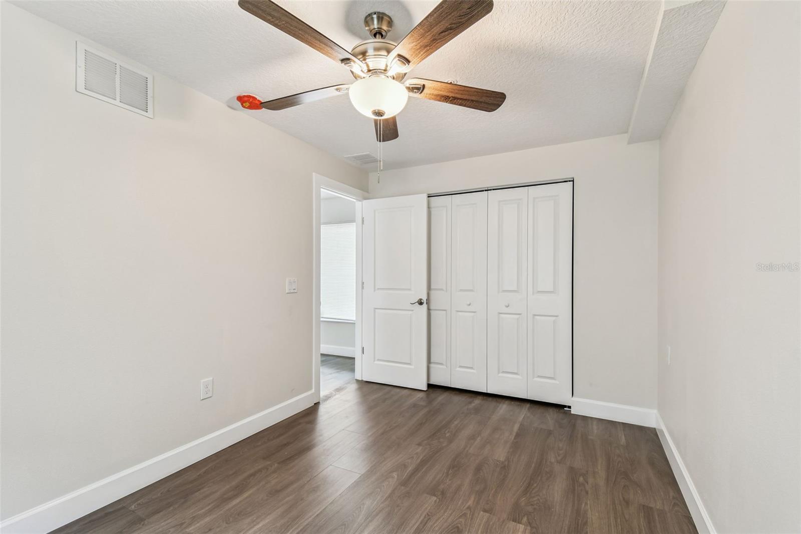 650 E Tarpon Ave #c2 Property Photo 16