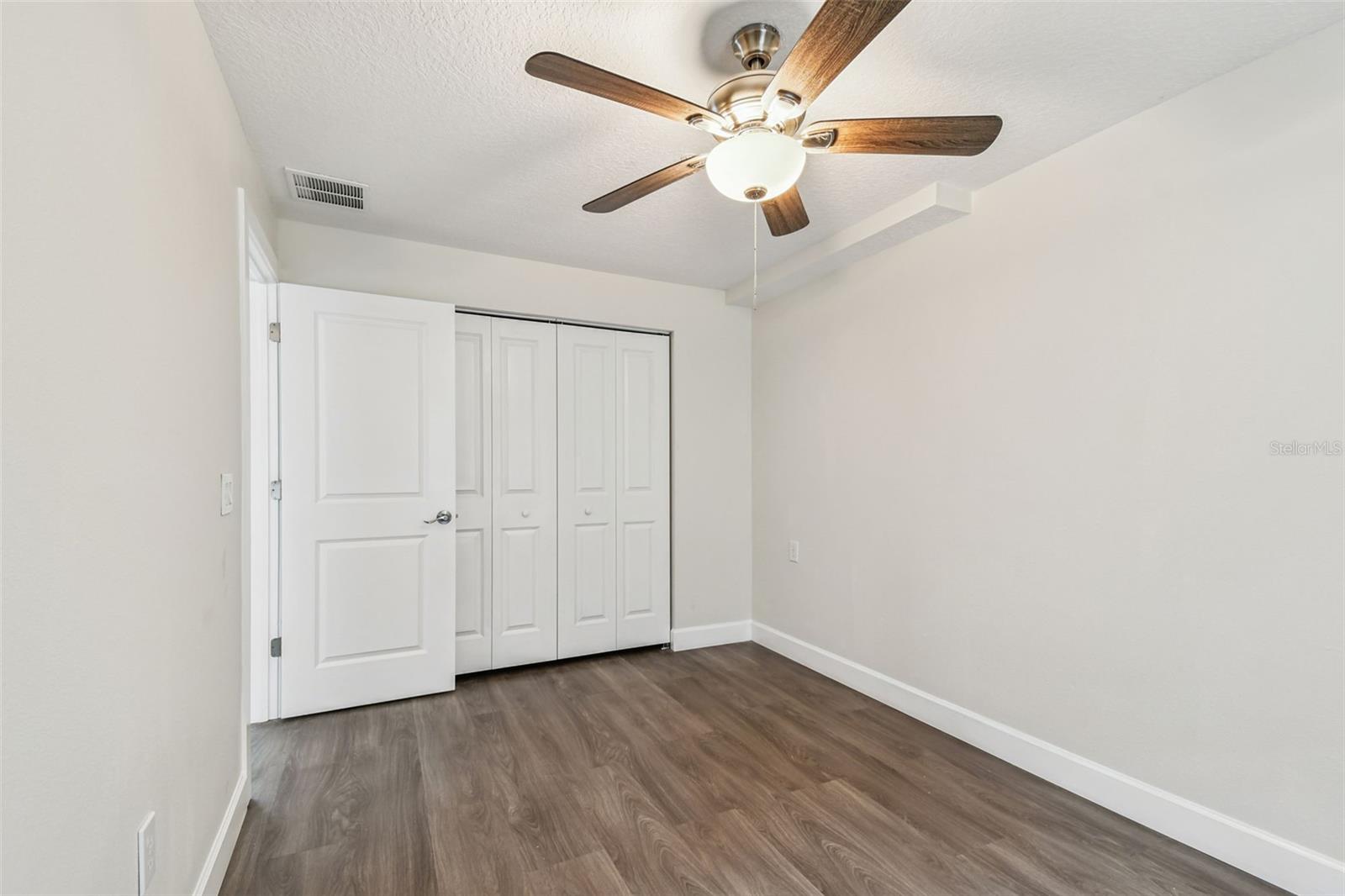 650 E Tarpon Ave #c2 Property Photo 17