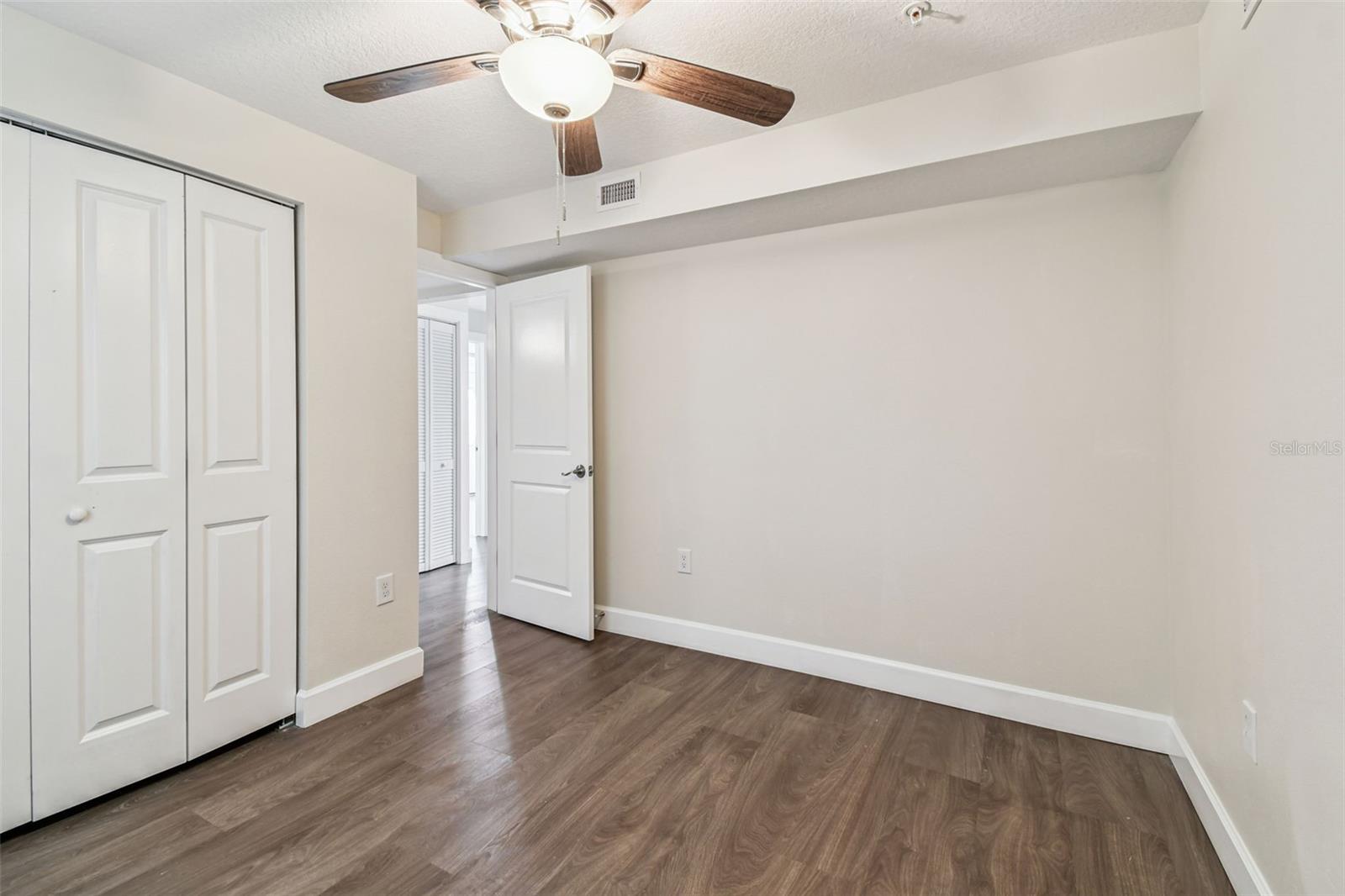 650 E Tarpon Ave #c2 Property Photo 32