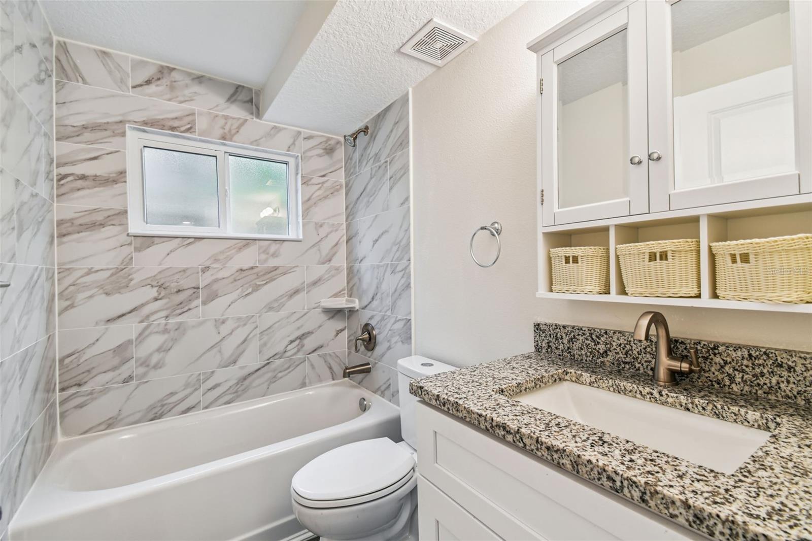 650 E Tarpon Ave #c2 Property Photo 34