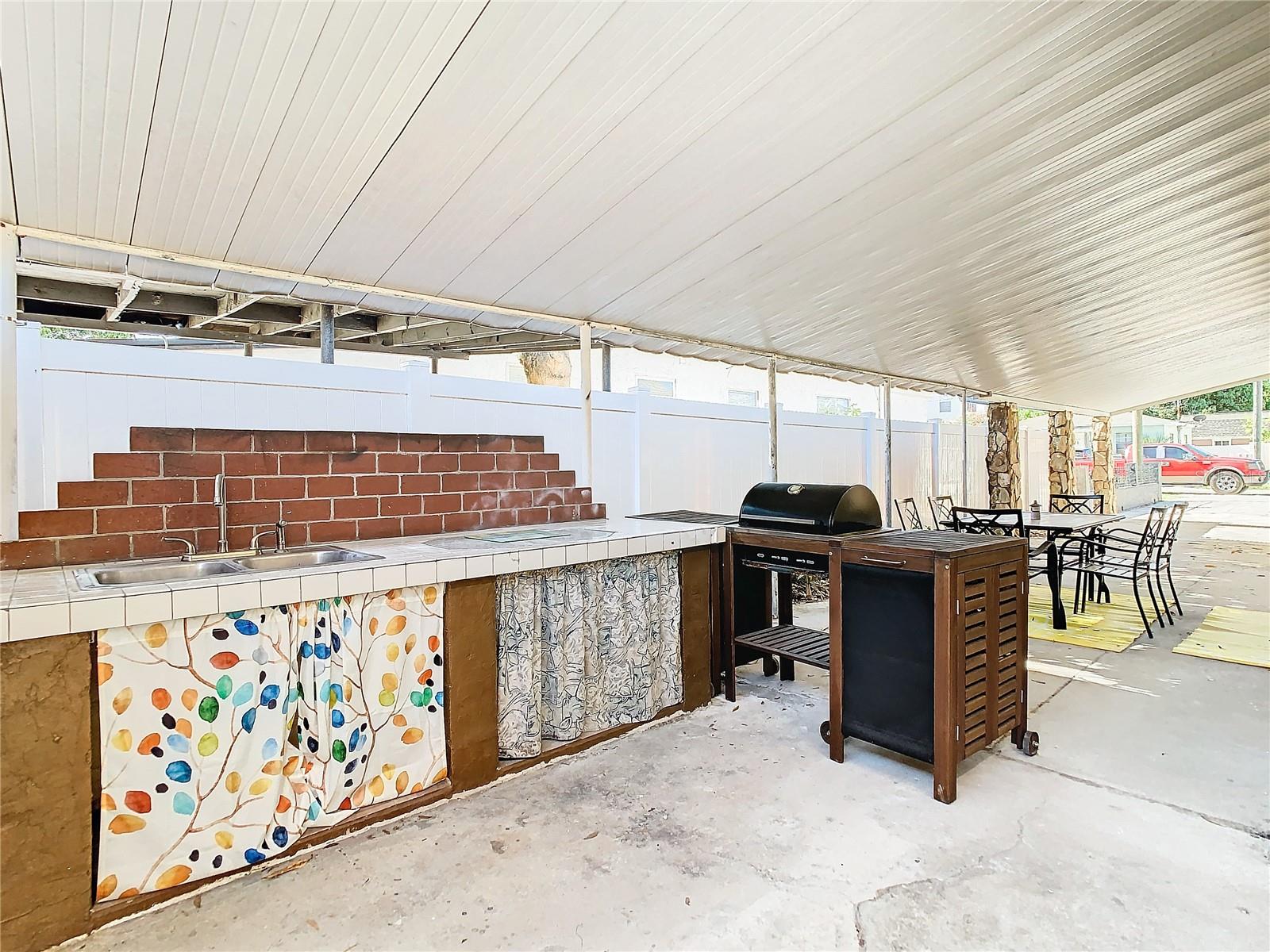 3321 W Aileen St Property Photo 41
