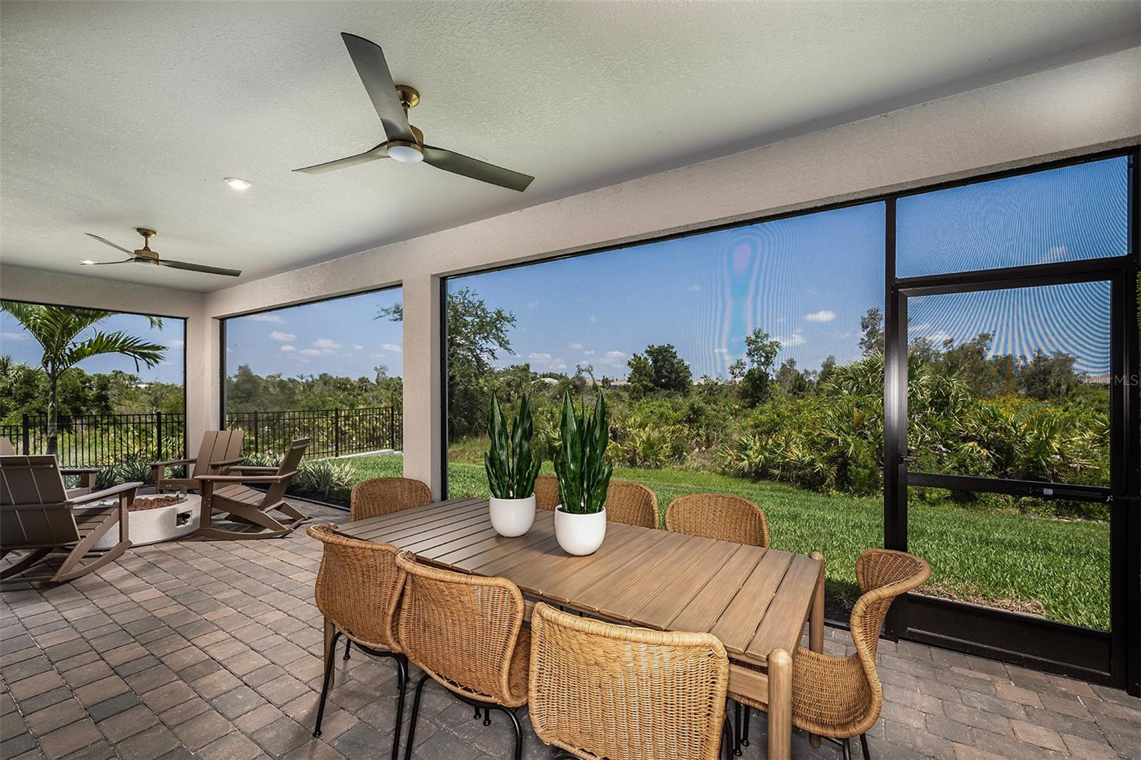 12012 Ethos Ct Property Photo 7