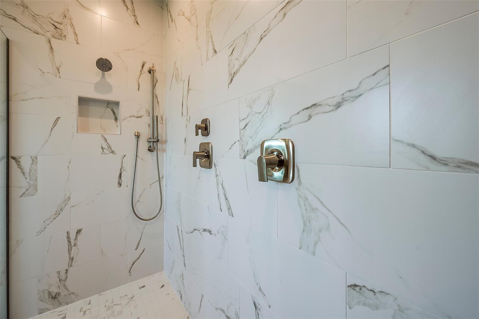12012 Ethos Ct Property Photo 18