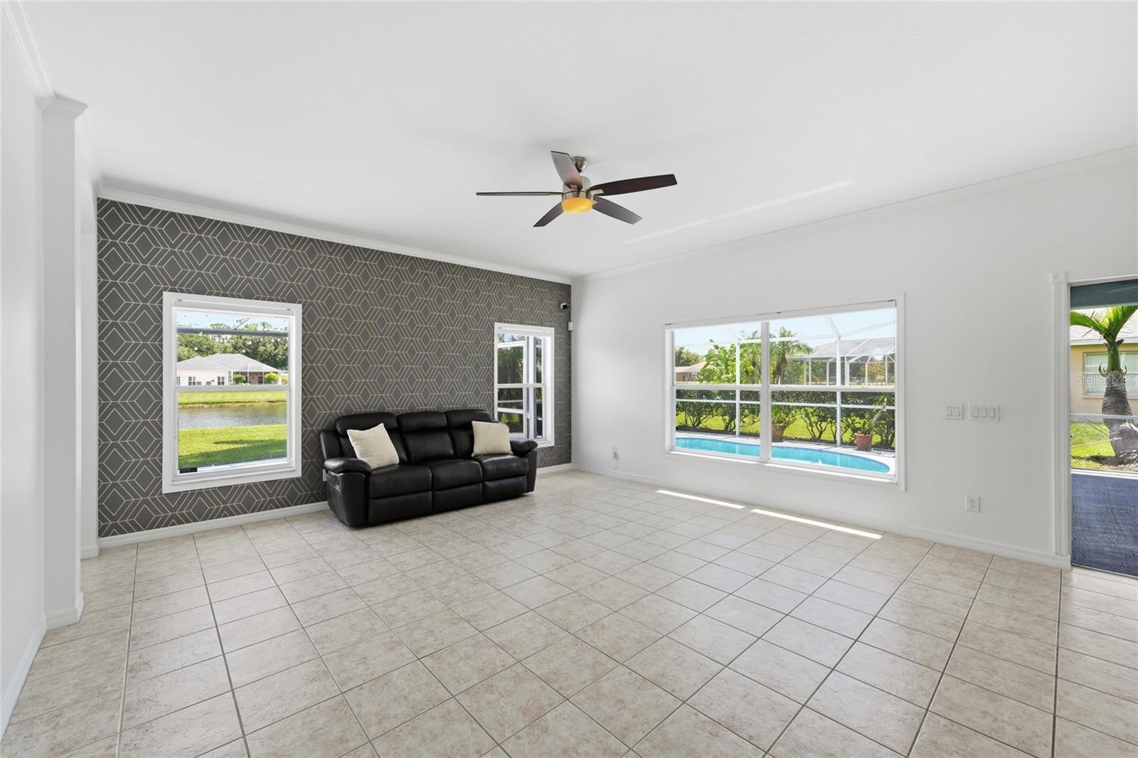 12018 Northumberland Dr Property Photo 16