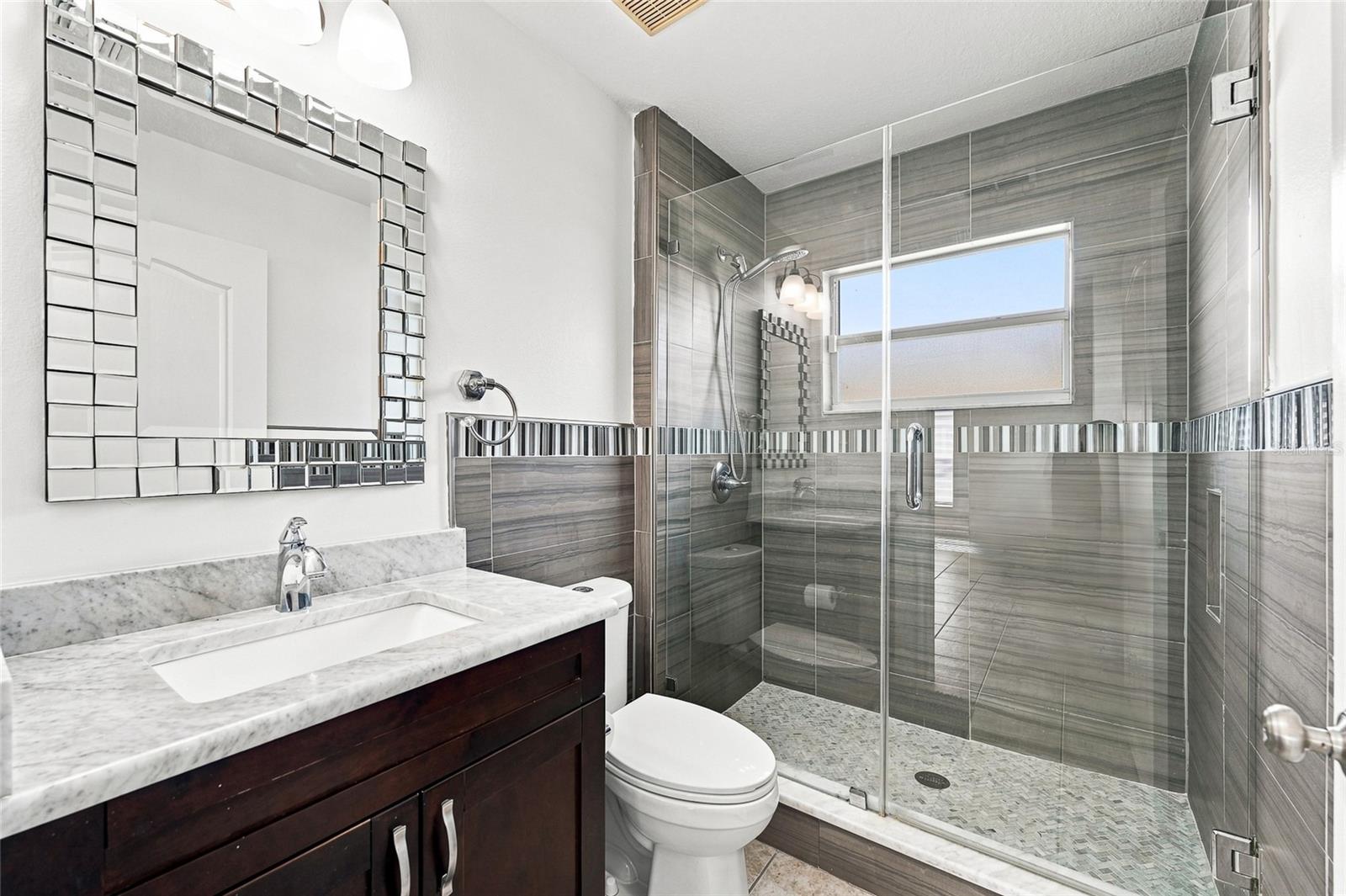 12018 Northumberland Dr Property Photo 23