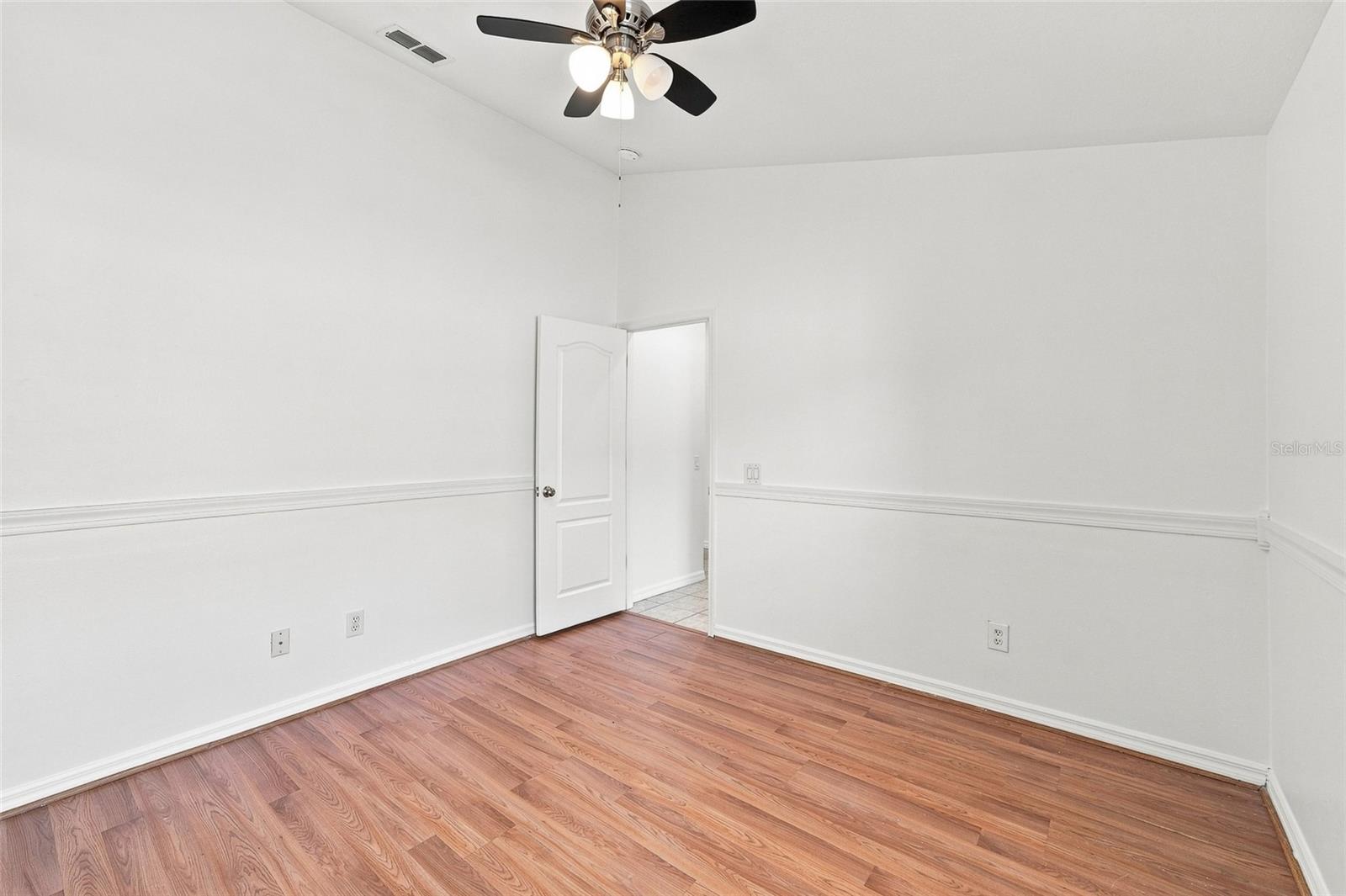 12018 Northumberland Dr Property Photo 34