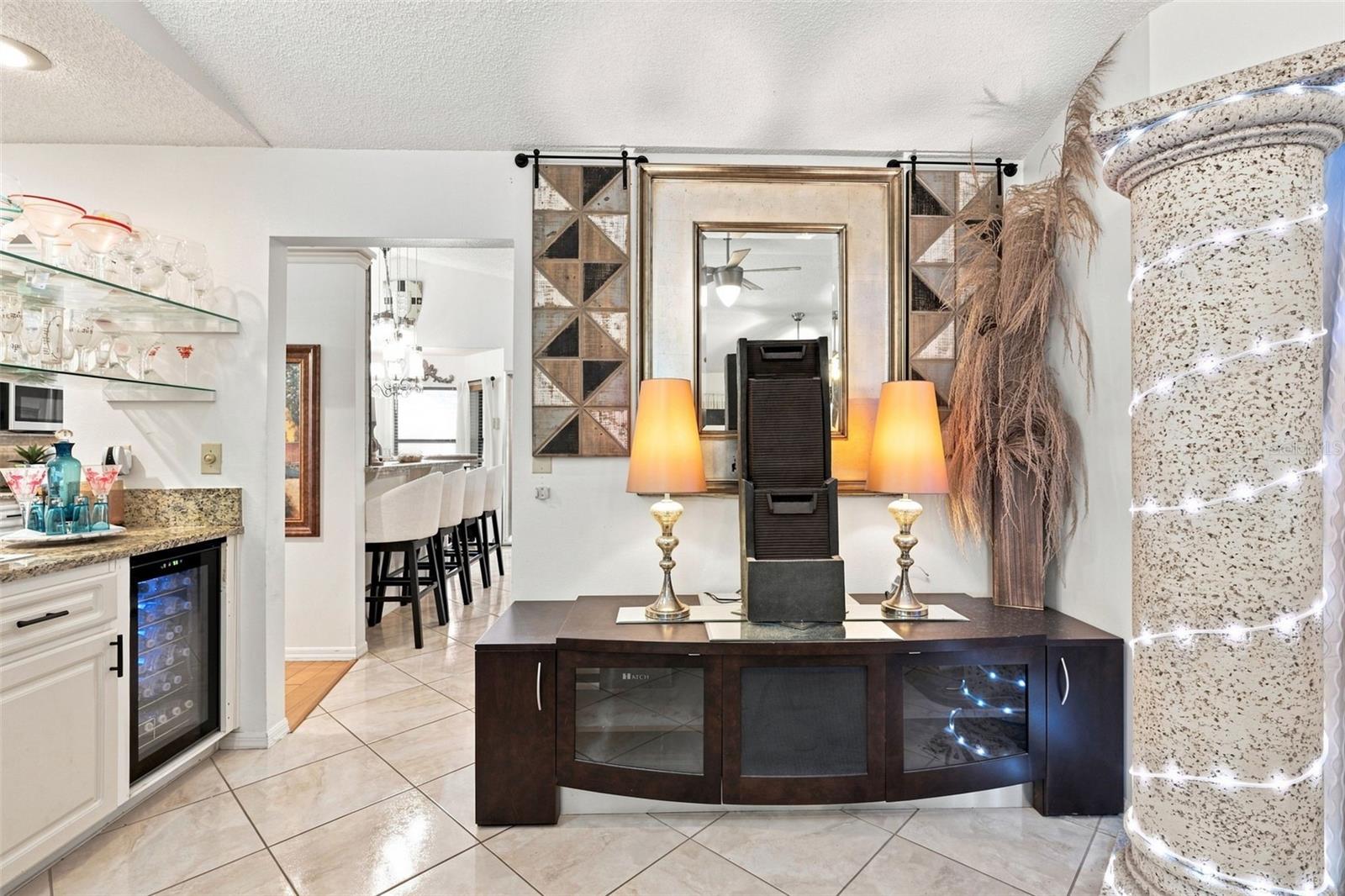 8136 Golf Club Ct Property Photo 12