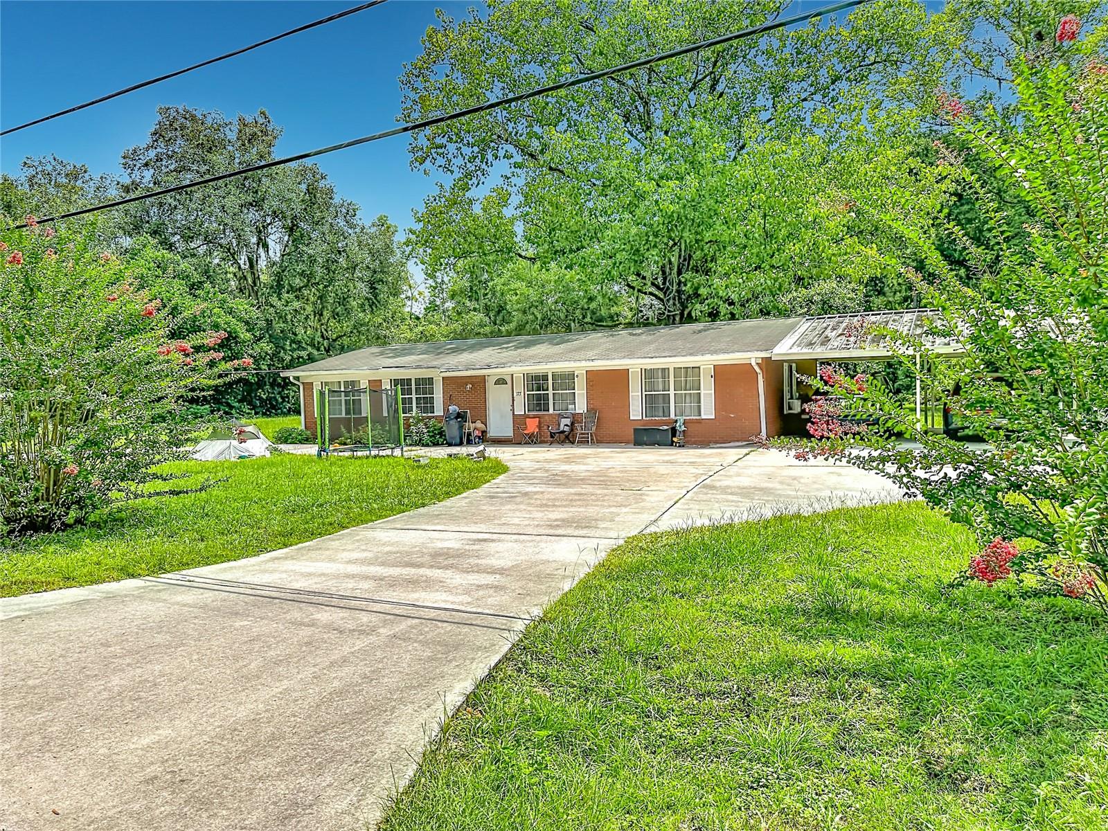 173 Se Andrews Dr Property Photo 3