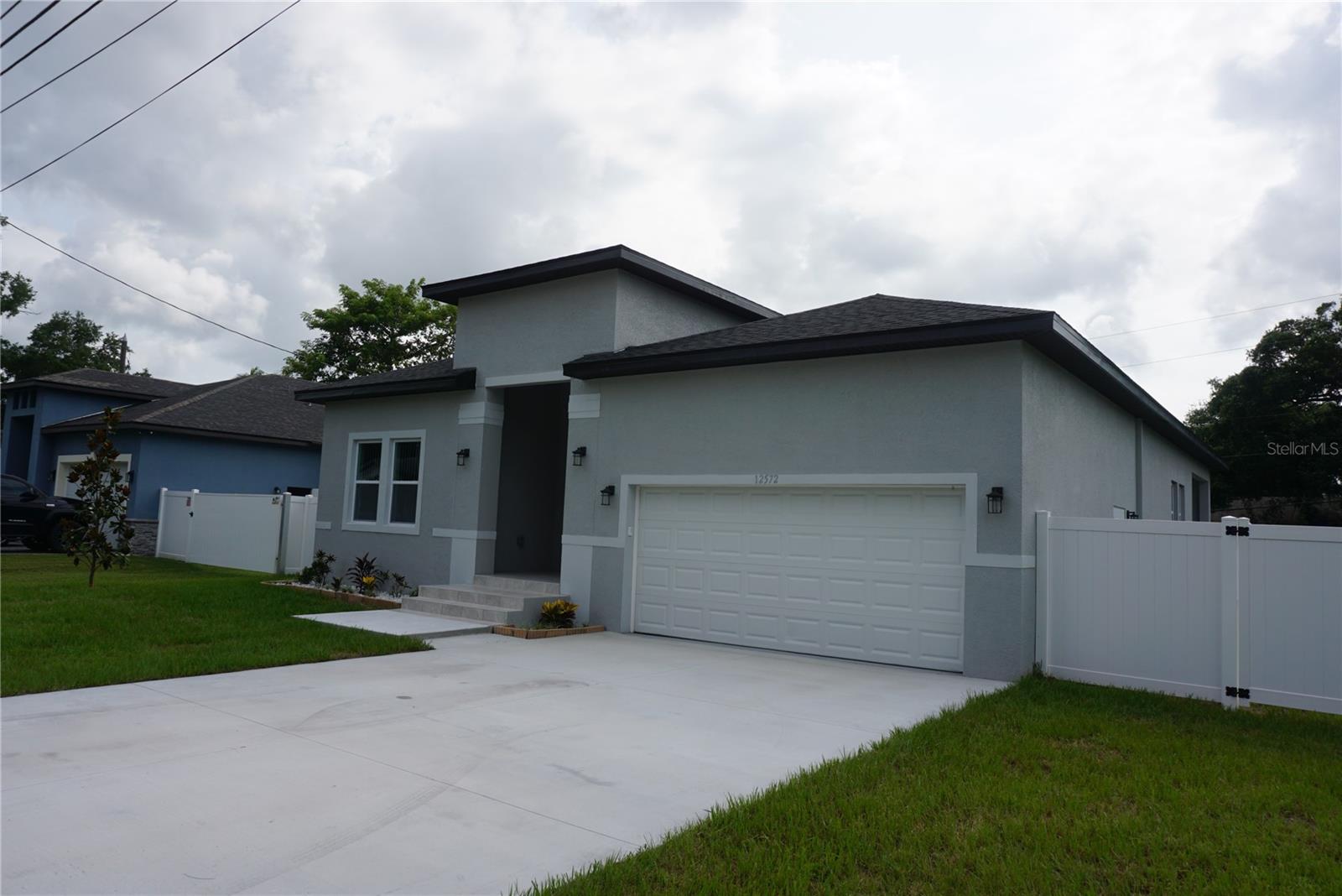 12572 Tree St Property Photo 21
