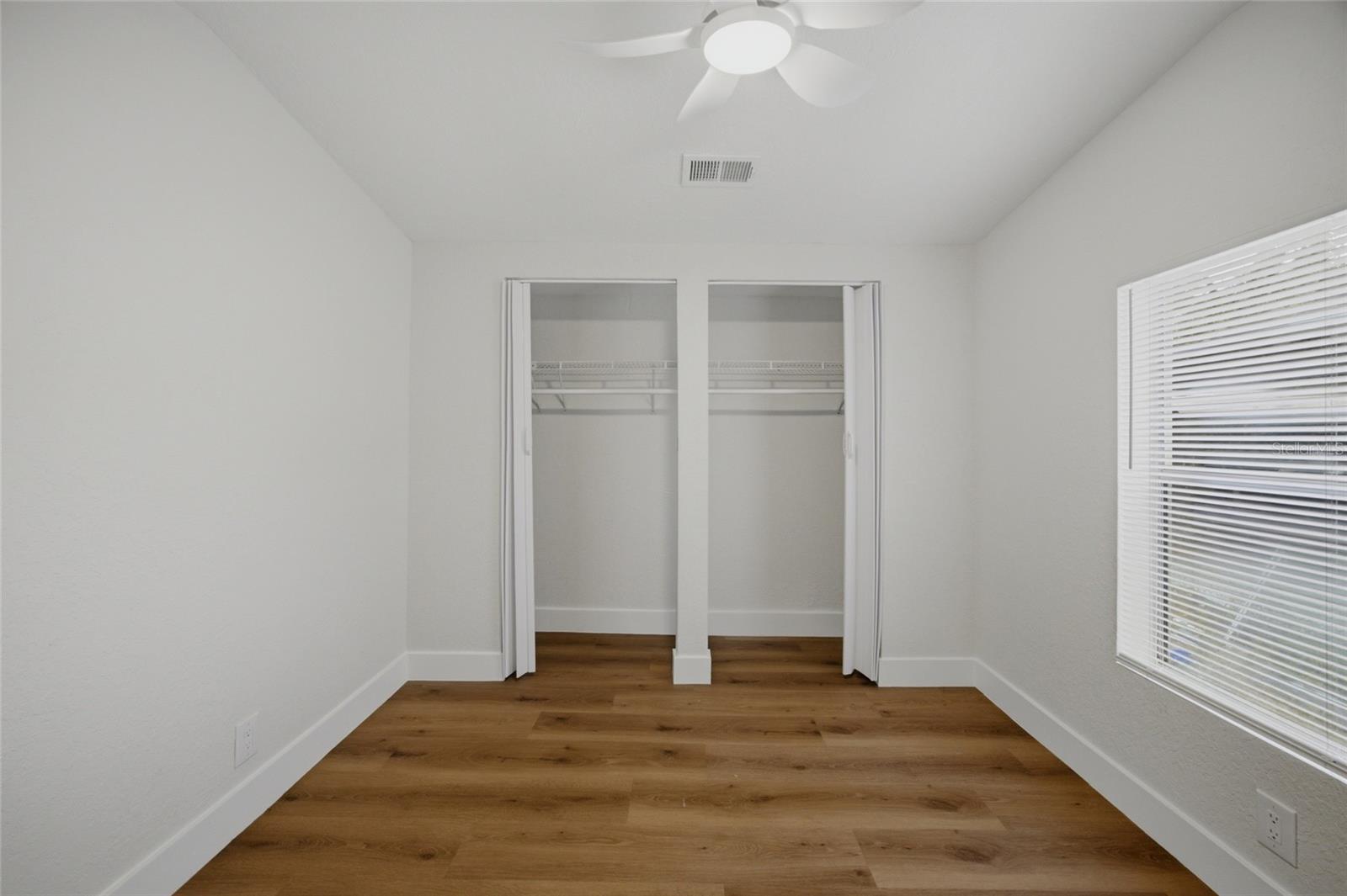 11602 Lewis Ave Property Photo 17