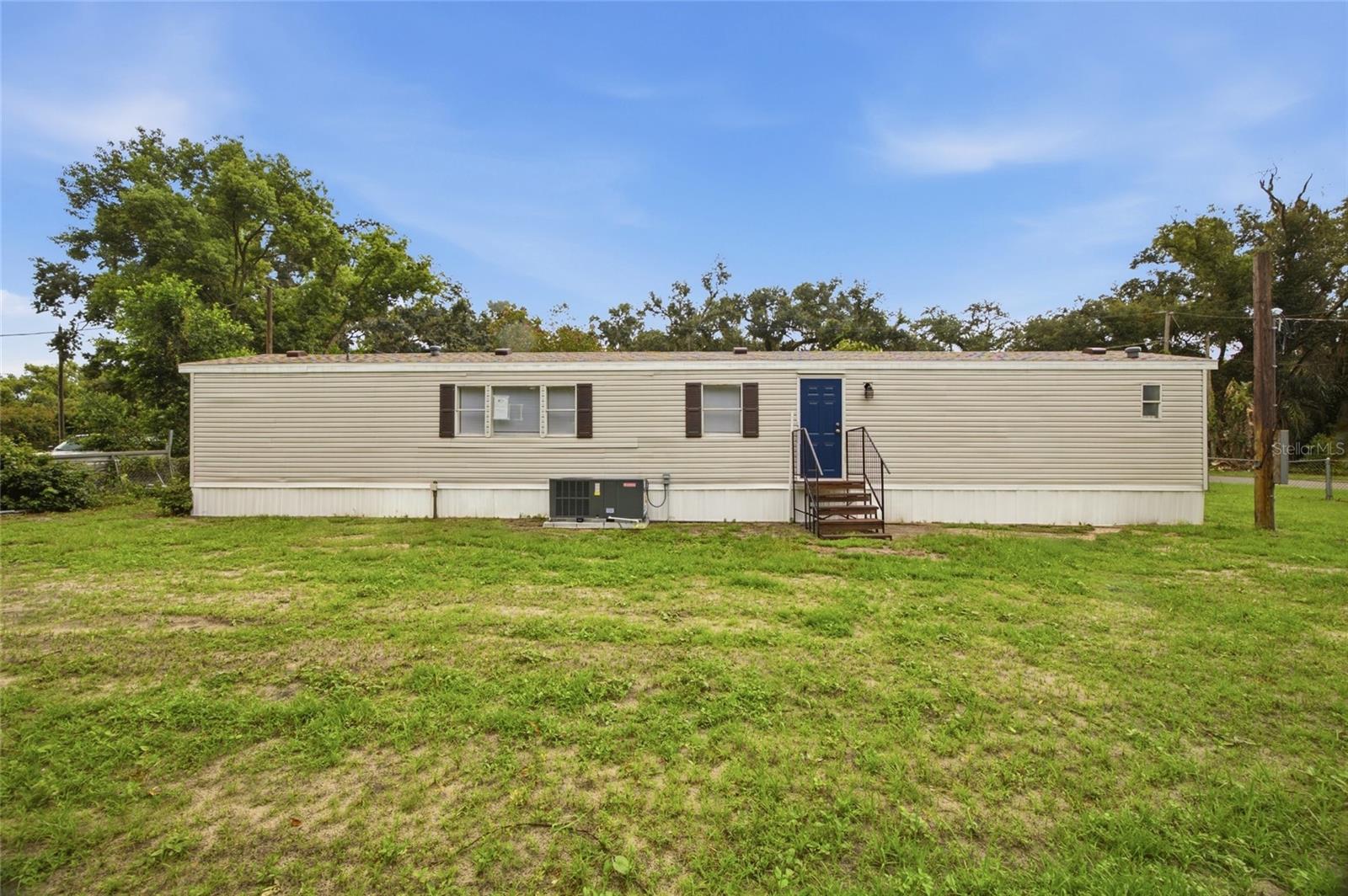 11602 Lewis Ave Property Photo 22