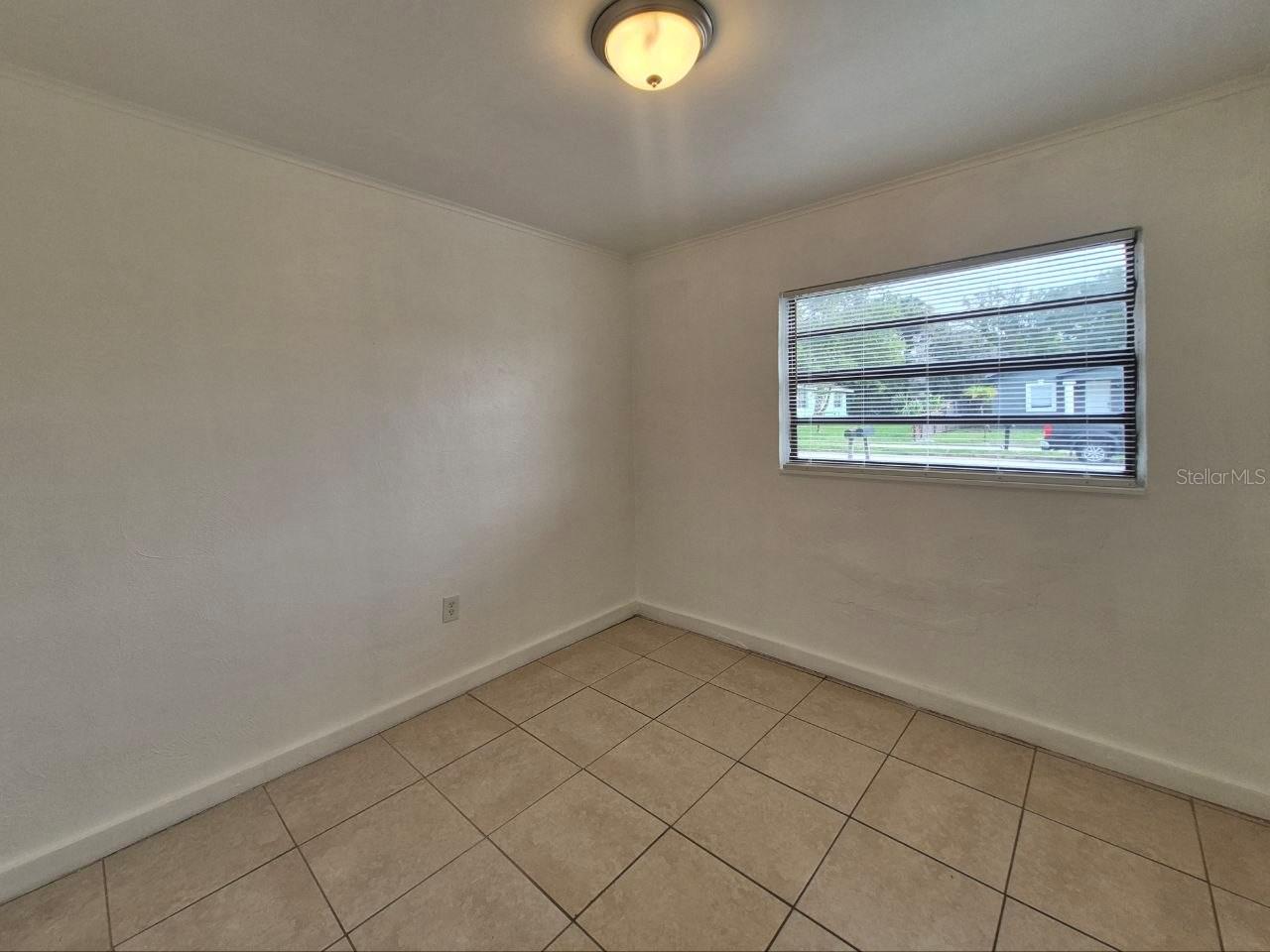 1726 W Chestnut St #b Property Photo 17