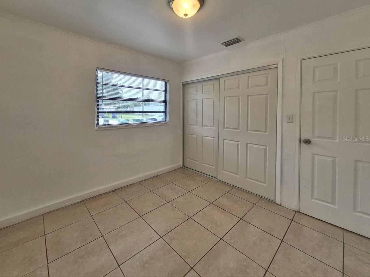 1726 W Chestnut St #b Property Photo 20