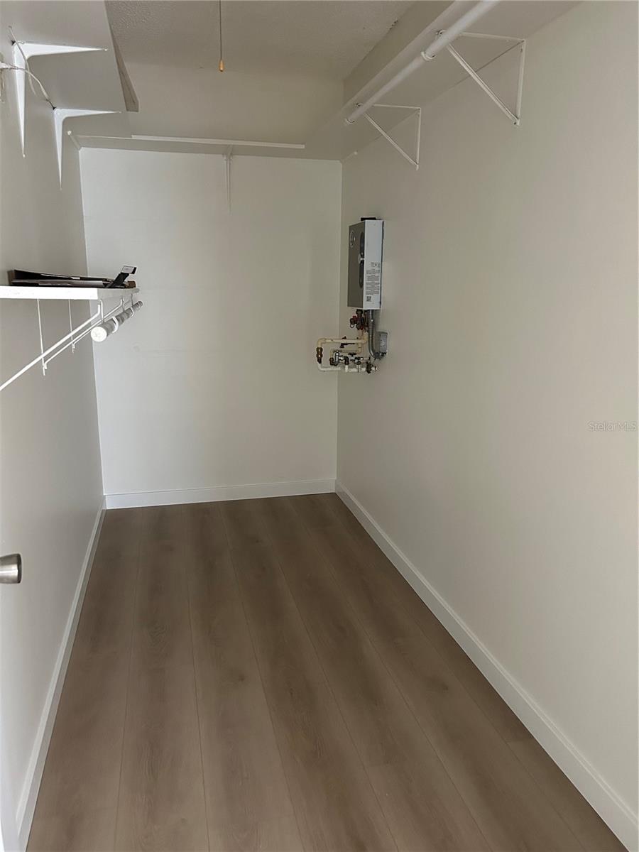 7011 Place De La Paix #1a Property Photo 16