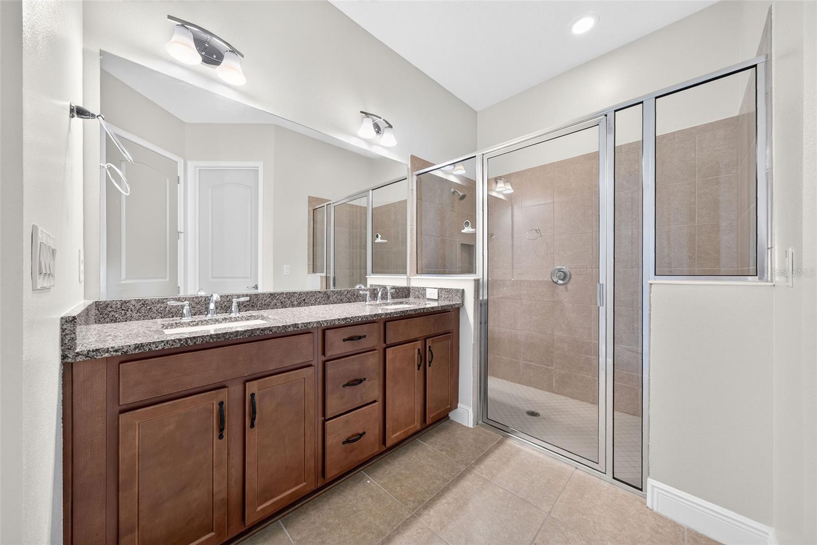 2286 Datura Loop Property Photo 9