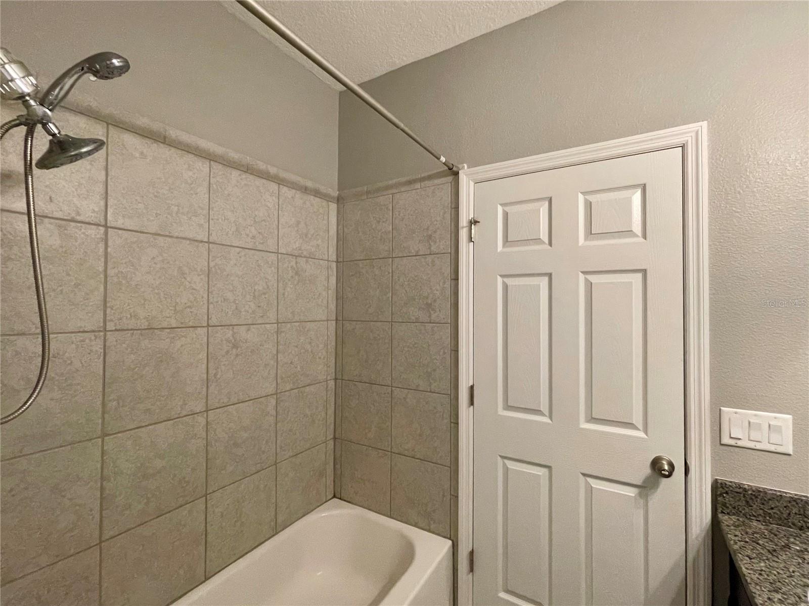 5211 Avalon Park Blvd Property Photo 27