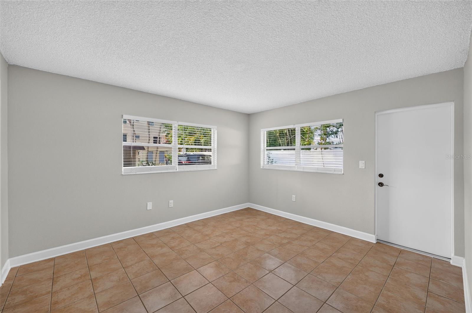 4780 Cove Circle St #103 Property Photo 12