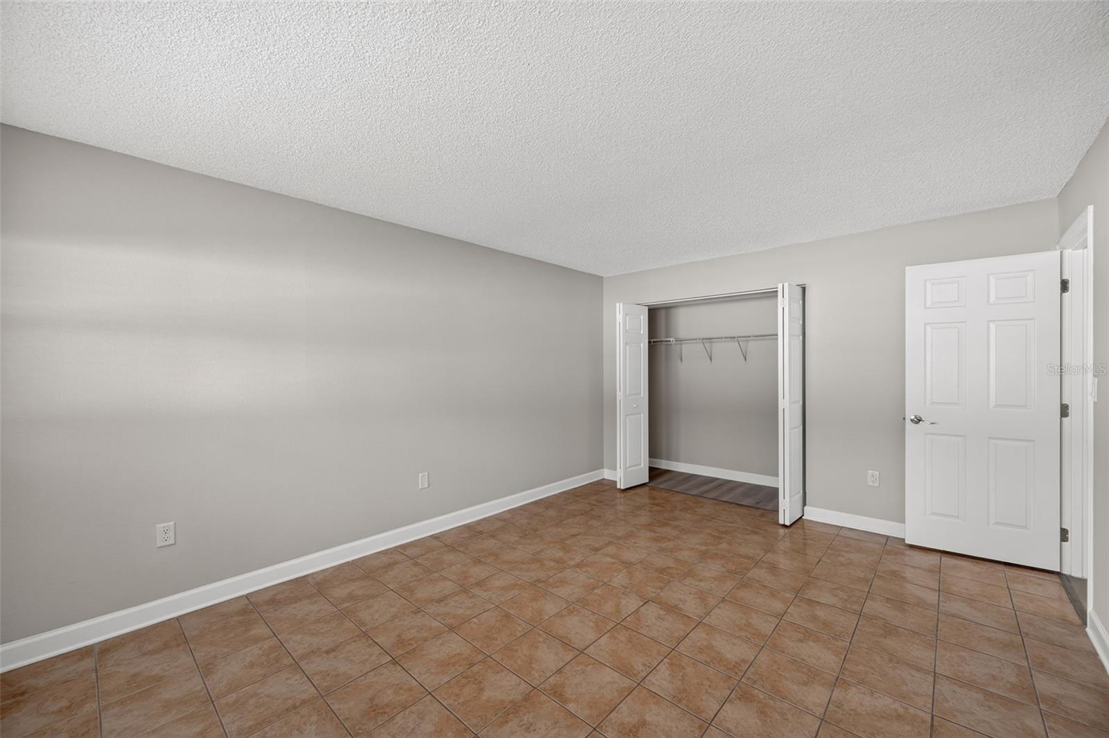 4780 Cove Circle St #103 Property Photo 19