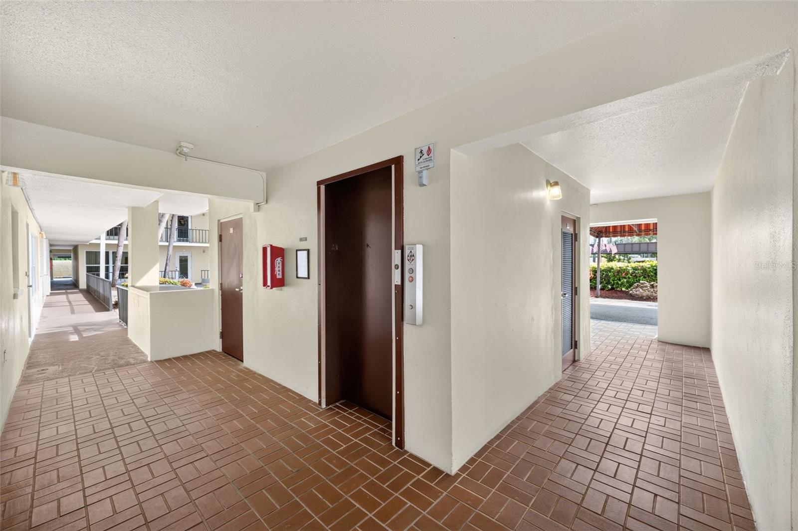 4780 Cove Circle St #103 Property Photo 35