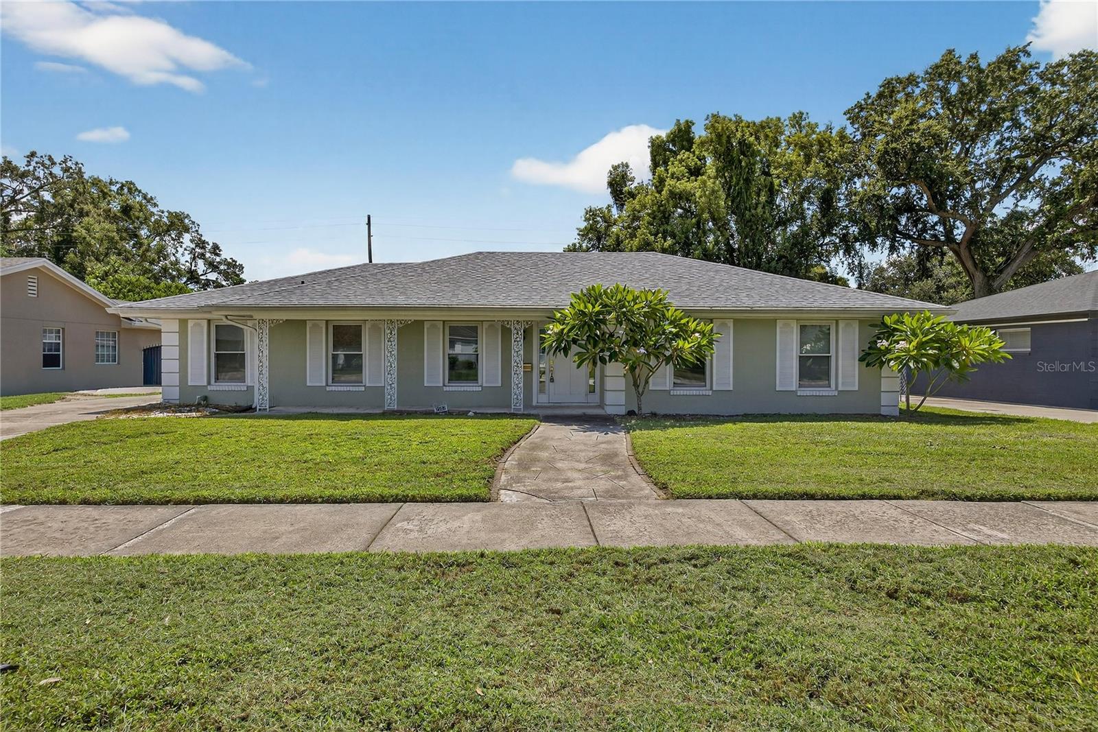 2502 Vine St Property Photo 1