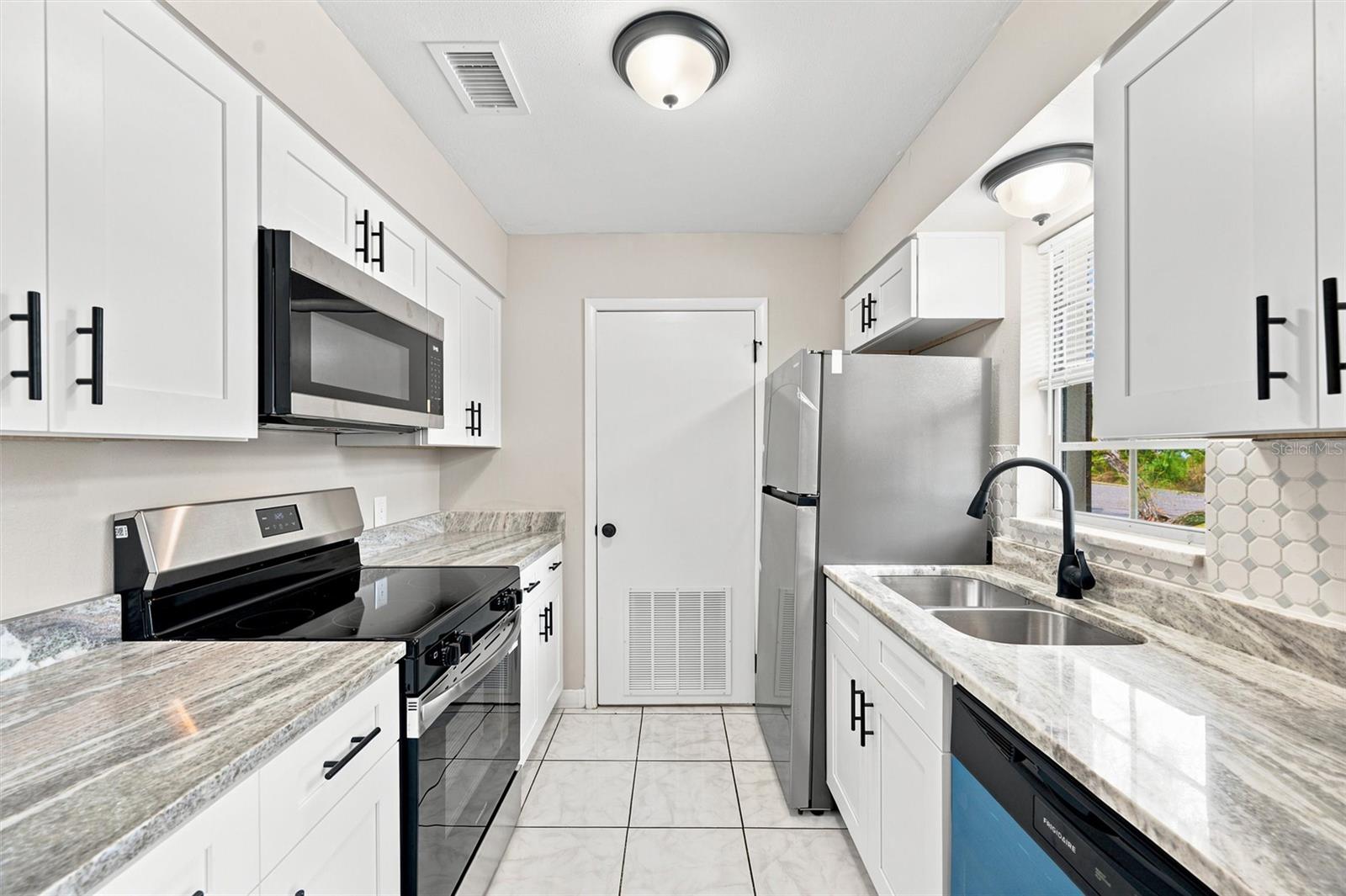 4215 E Bay Dr #405 Property Photo 3