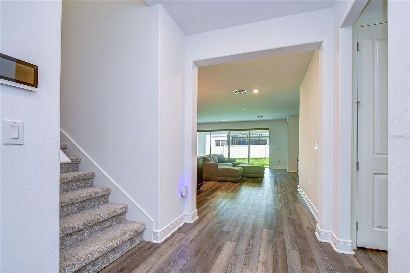 13857 Sharp Hawk Dr Property Photo 5