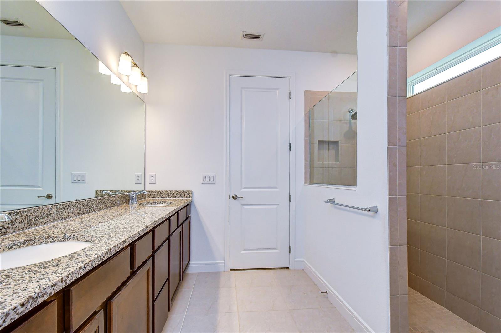13857 Sharp Hawk Dr Property Photo 15