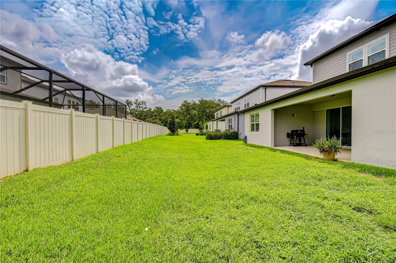 13857 Sharp Hawk Dr Property Photo 31