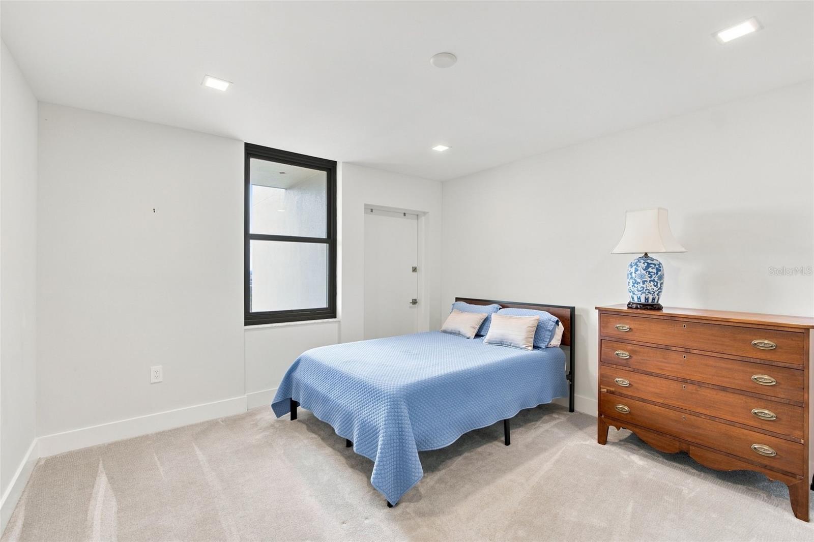 770 S Palm Ave #1804 Property Photo 36