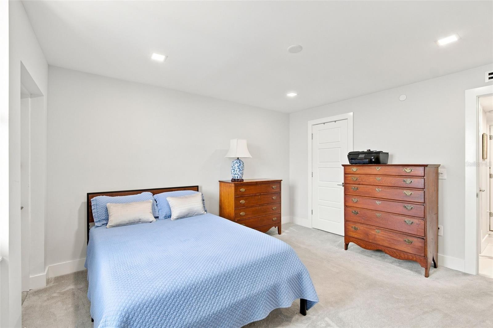770 S Palm Ave #1804 Property Photo 37
