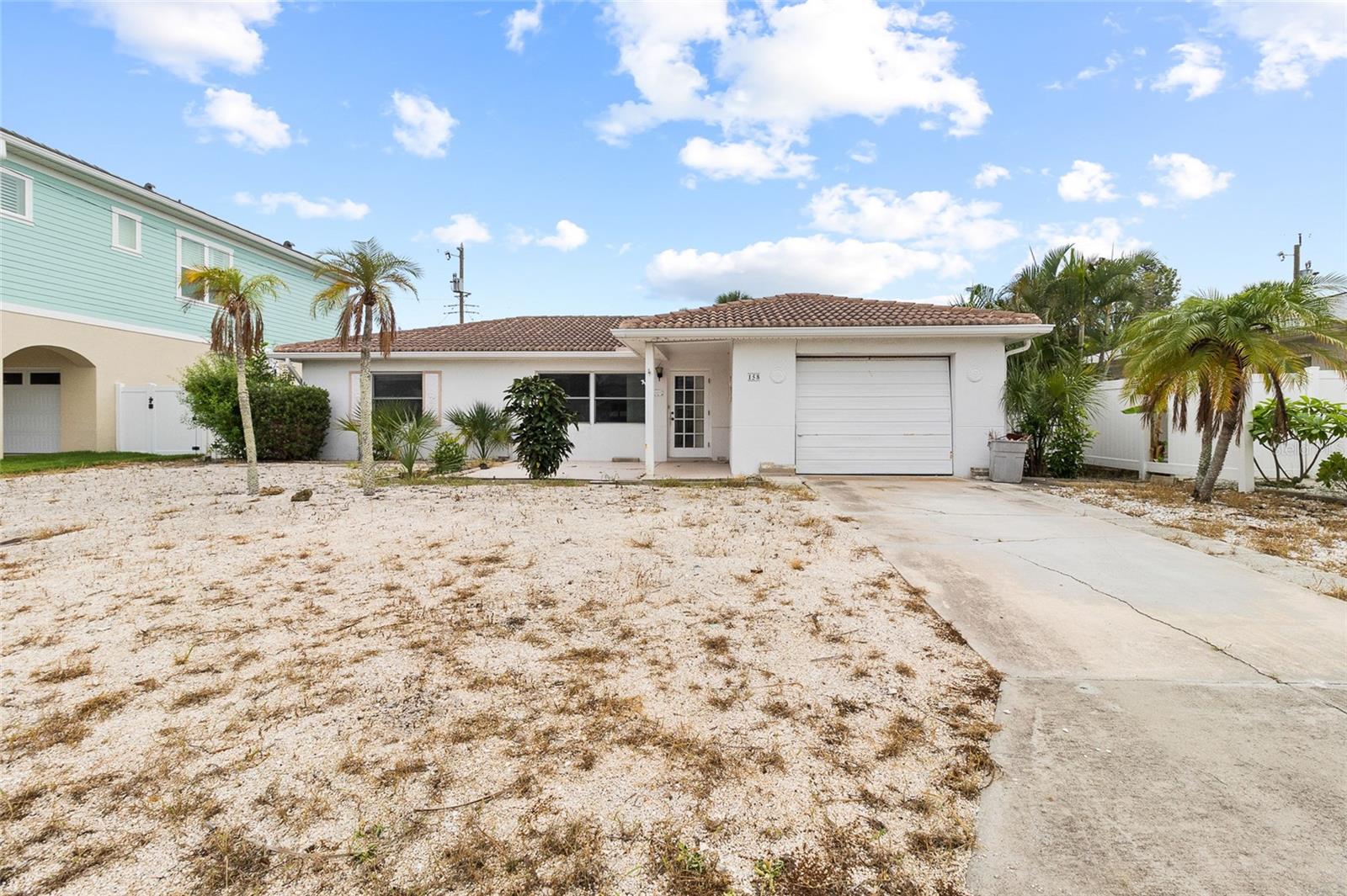 158 LIDO DR Property Photo 1