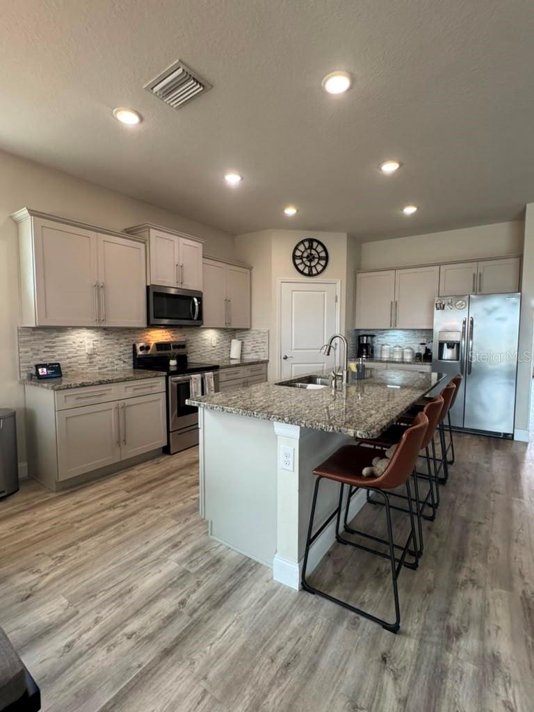 1127 Pipestone Pl Property Photo 10