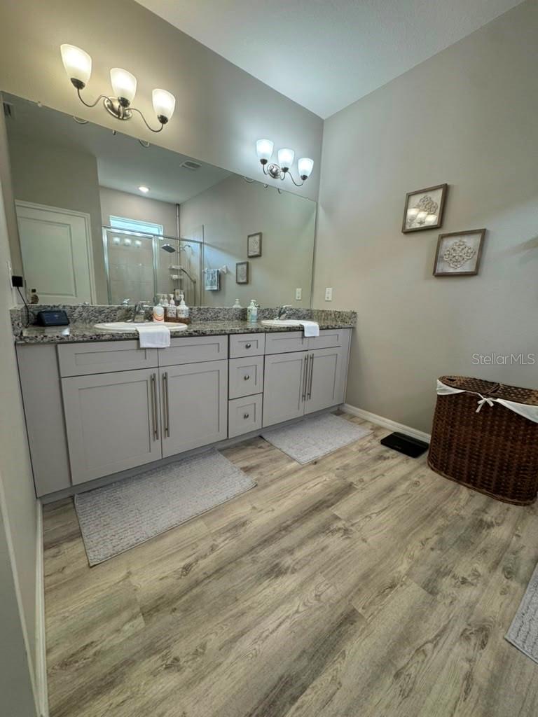 1127 Pipestone Pl Property Photo 15