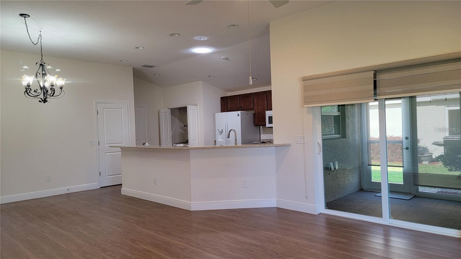 4992 Sandpiper Dr Property Photo 3