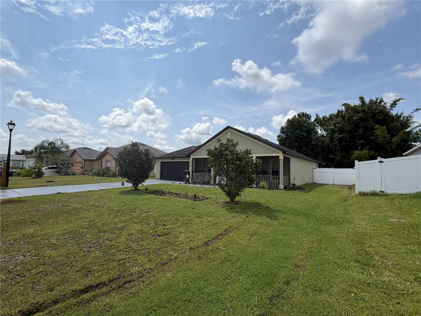 426 Bar Ct Property Photo 5