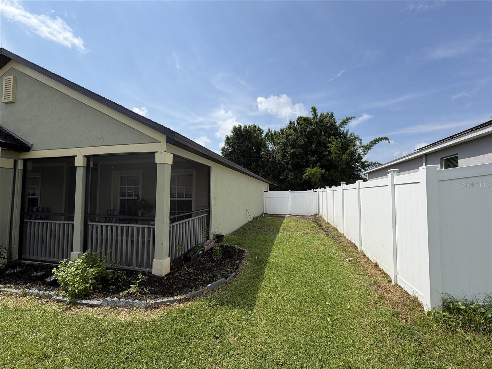 426 Bar Ct Property Photo 8