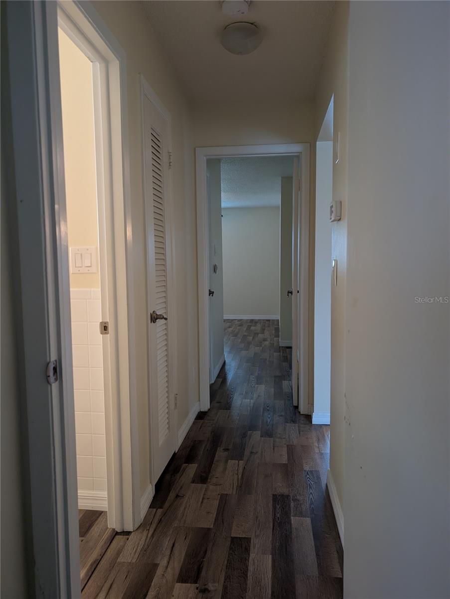 10188 45th St N #2 Property Photo 11