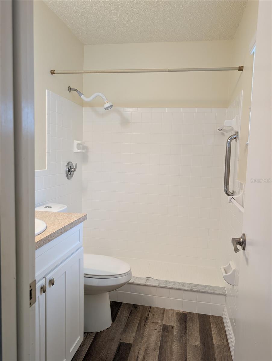 10188 45th St N #2 Property Photo 14