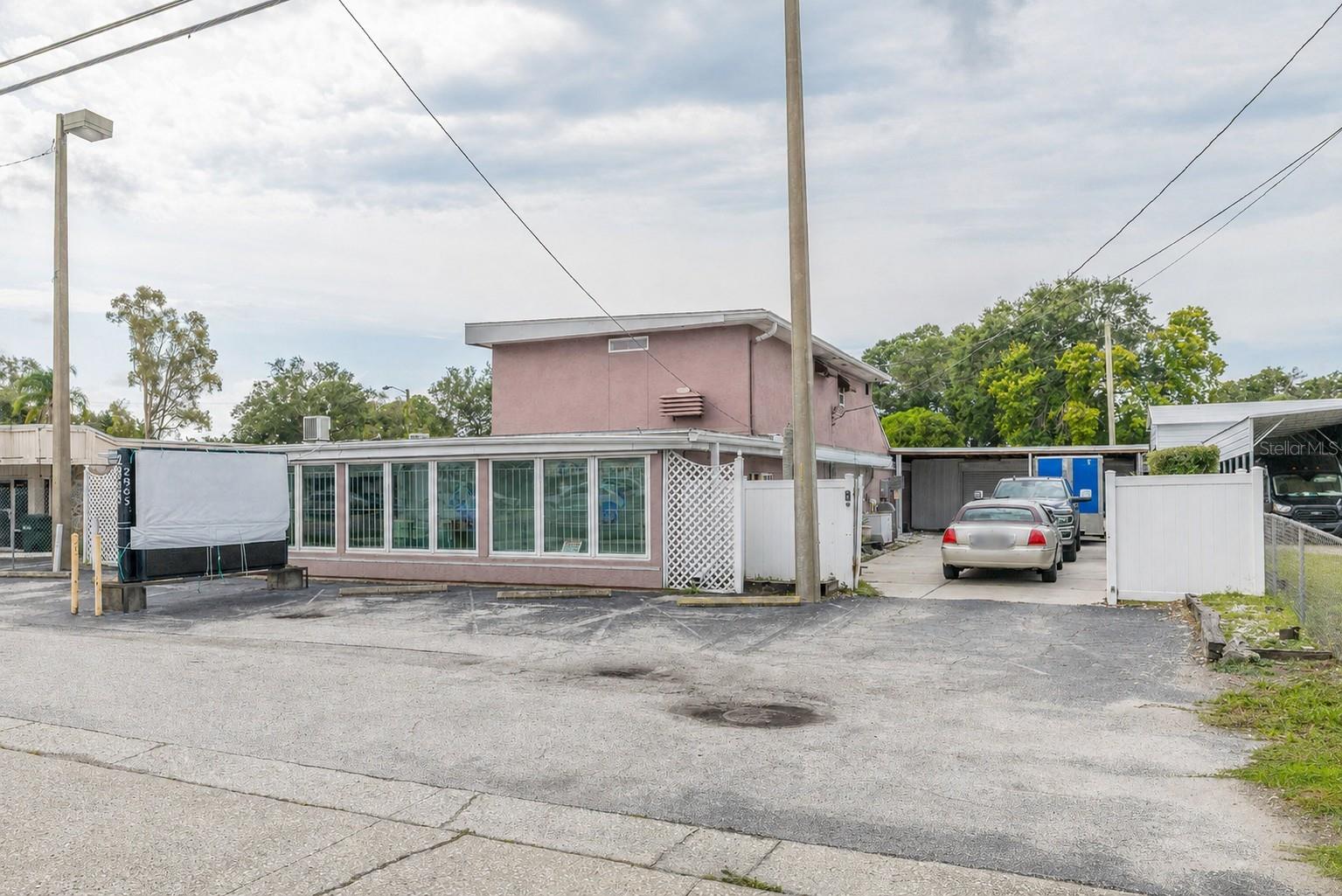 2865 E Bay Dr Property Photo 4
