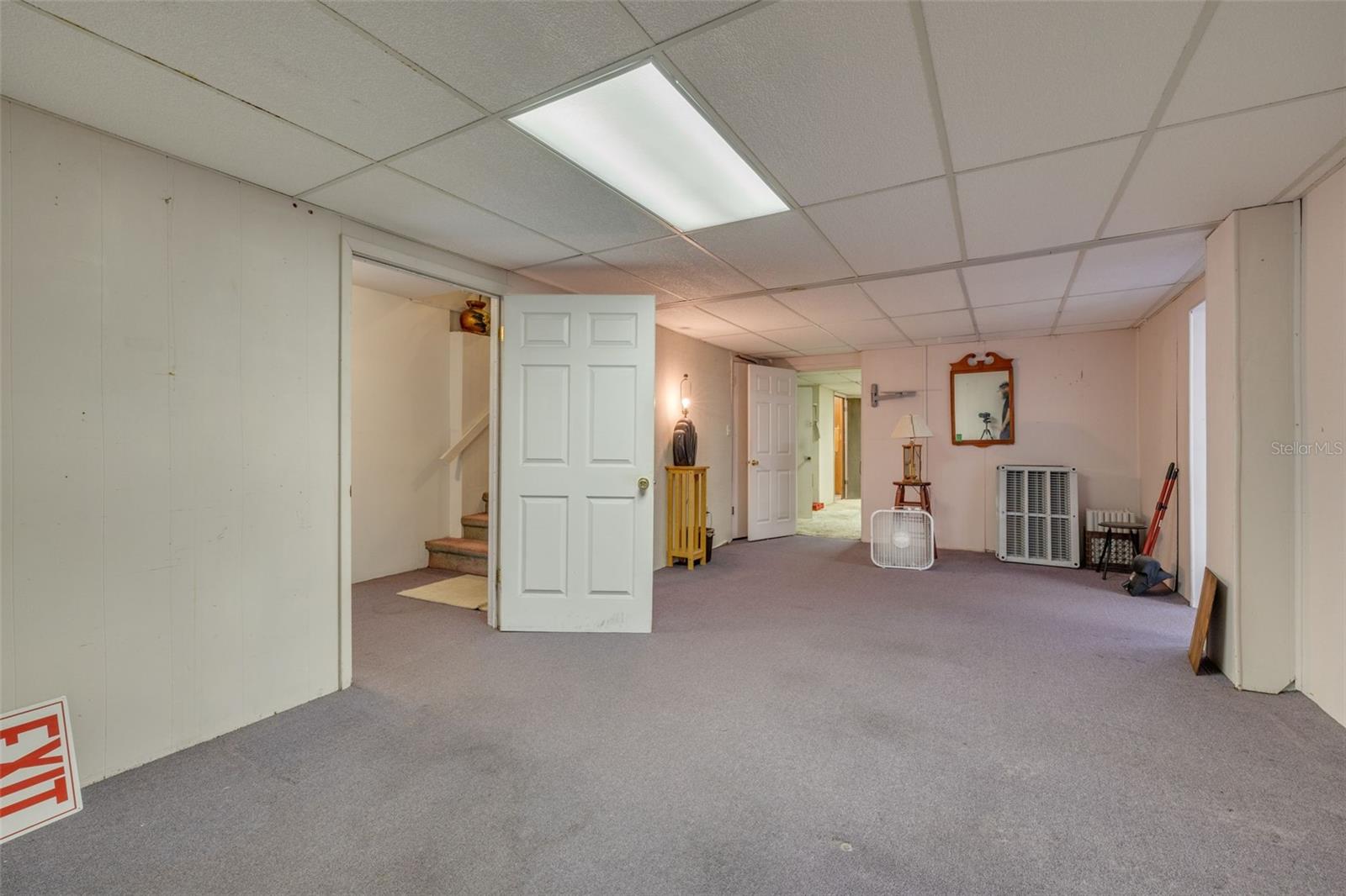 2865 E Bay Dr Property Photo 16